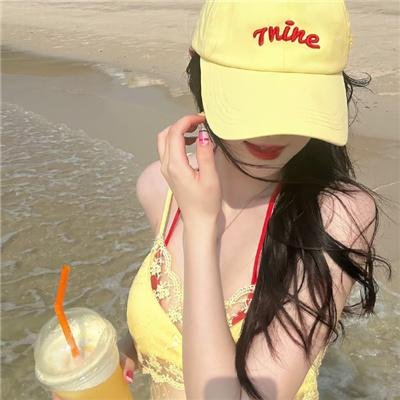 少女与海怪
